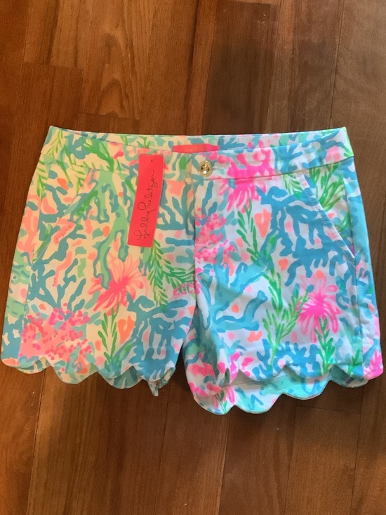 Lilly Pulitzer Pants - Lilly Pulitzer Pastel Floral Scallop-Hem Shorts - Pink/Blue/Green,